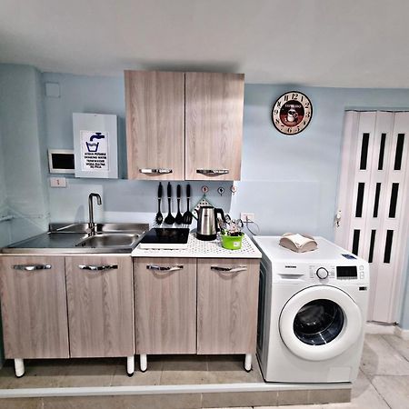 Manfredi Home Бари Екстериор снимка