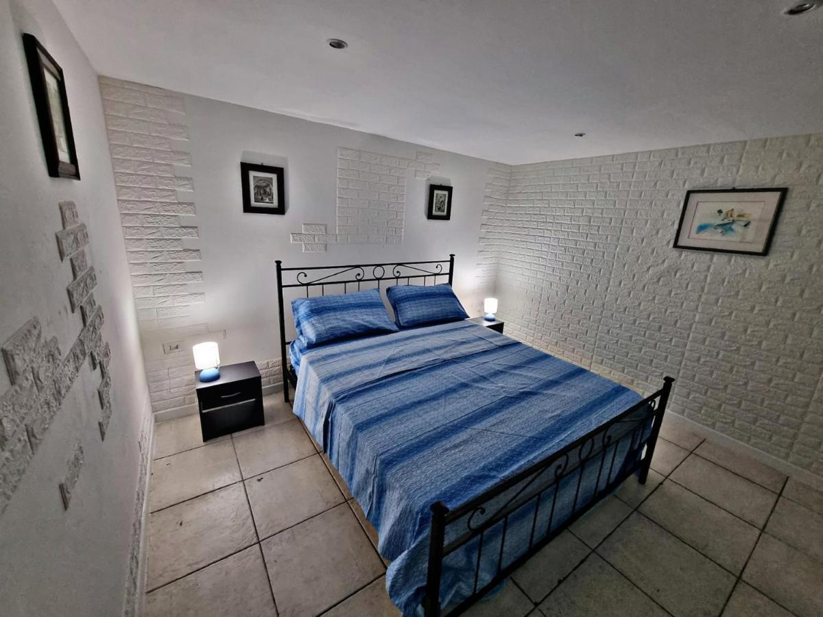 Manfredi Home Бари Екстериор снимка